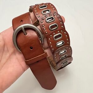 Fossil Studded Belt Brown Leather - Medium - BT2823231
